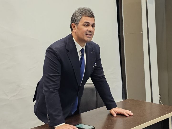 جلسه کوچینگ سیستم سازی املاک توسط مانی مرشدی